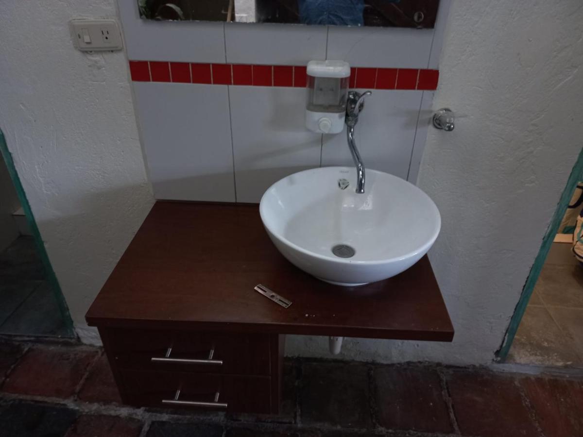 Hostel Mochileros Viajeros Bogotá Zewnętrze zdjęcie