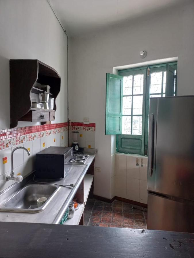 Hostel Mochileros Viajeros Bogotá Zewnętrze zdjęcie