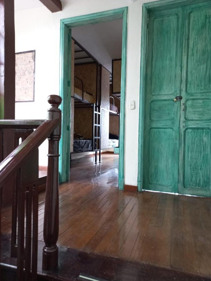Hostel Mochileros Viajeros Bogotá Zewnętrze zdjęcie